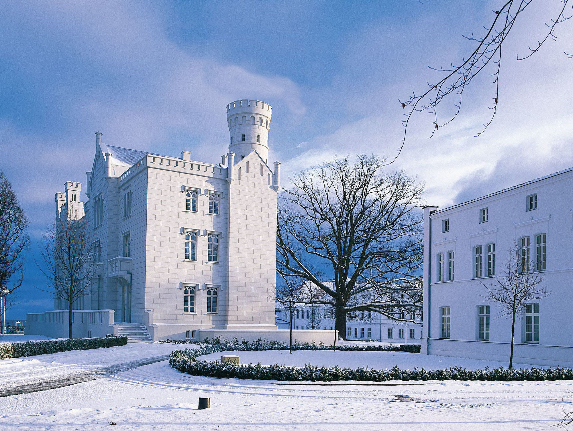 Grand Hotel Heiligendamm - The Leading Hotels Of The World Exterior photo The castle of Hohenems
